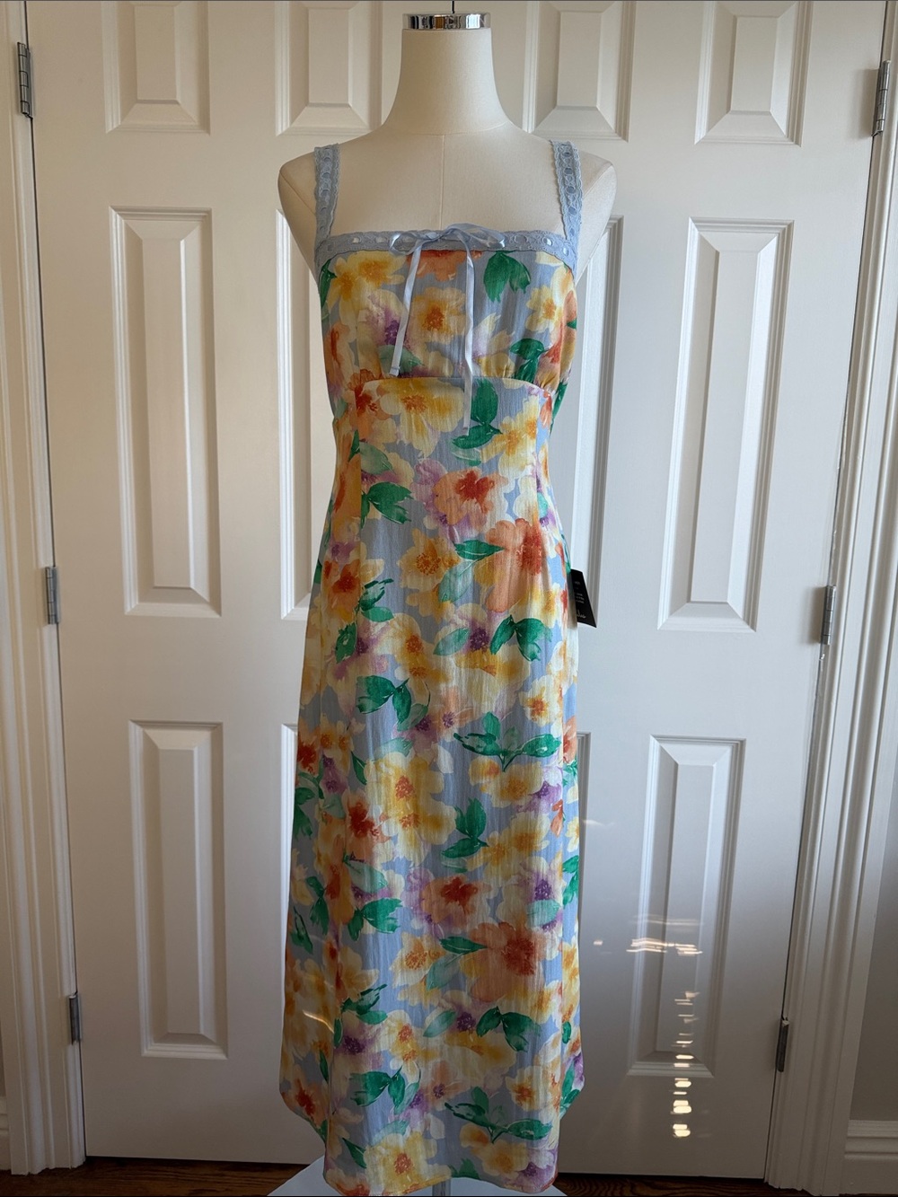 Lulus Countryside Bliss Blue Floral Lace Empire Waist Midi Dress Eyelet Size S - Picture 1 of 13